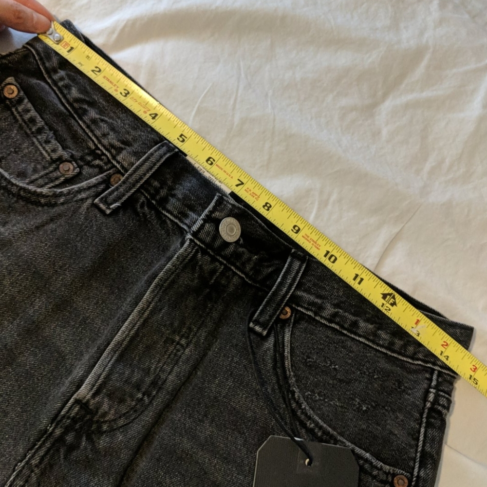 Levi's 501 Distressed Shorts in Trashed Black - Picture 8 of 10